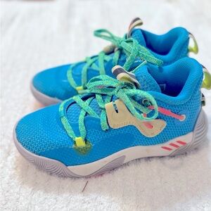 Adidas Kids Harden Stepback 3 basketball shoe